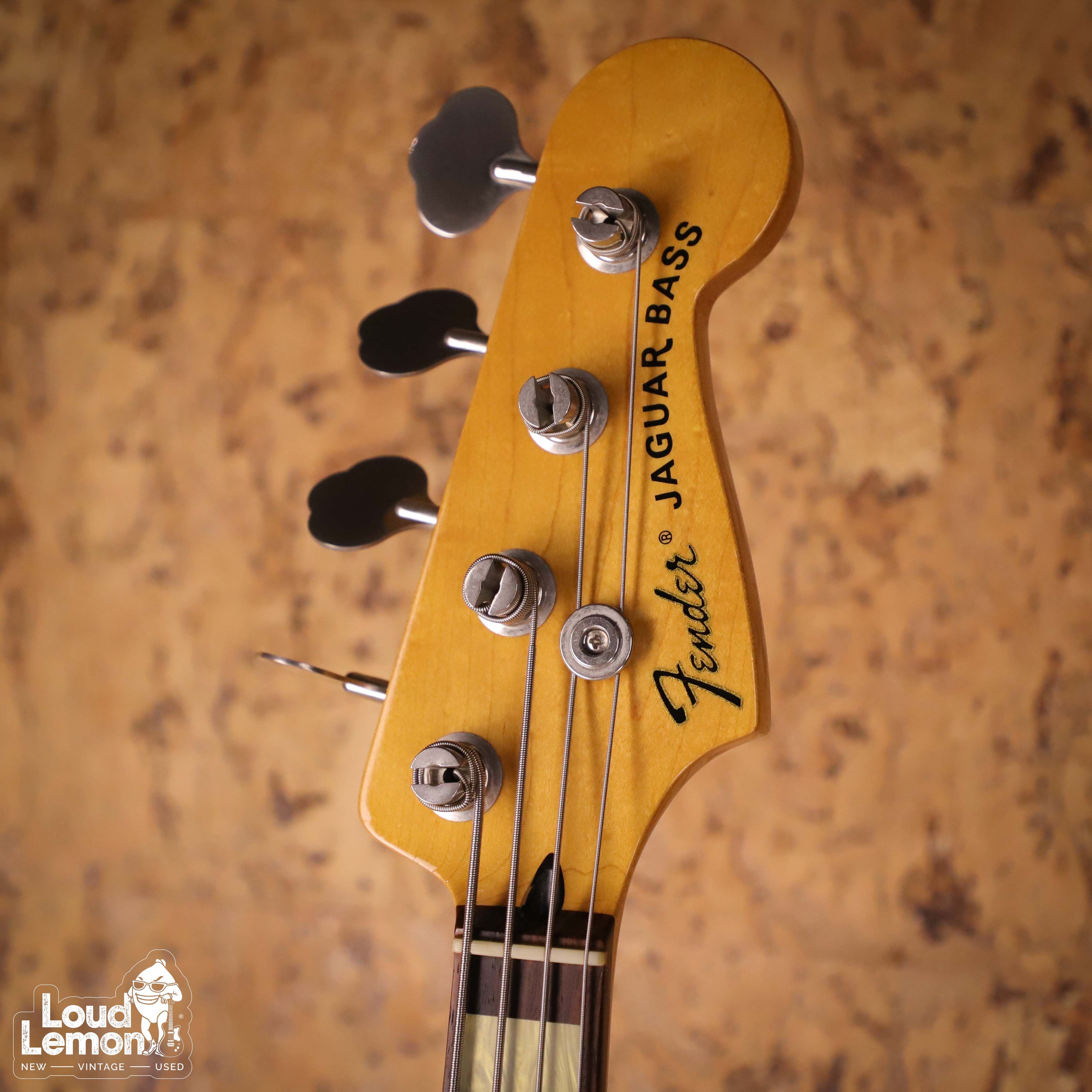 Fender JAB-EQ Jaguar Bass 3-Tone Sunburst 2012 Japan бас-гитара